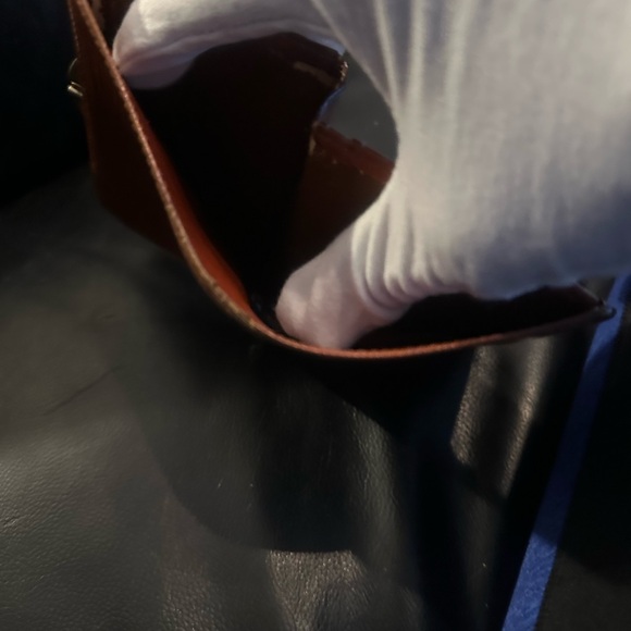 LV EPI kiss lock preloved brown wallet good condition see photos - Picture 6 of 10